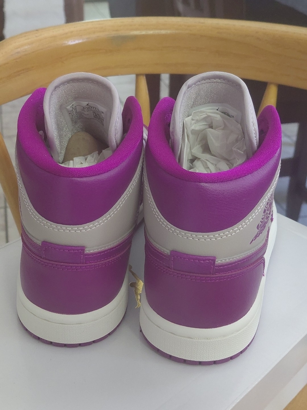 Brand New Jordan 1 Women's High-Top Sneakers in Purple&Light Gray - Picture 4 of 6